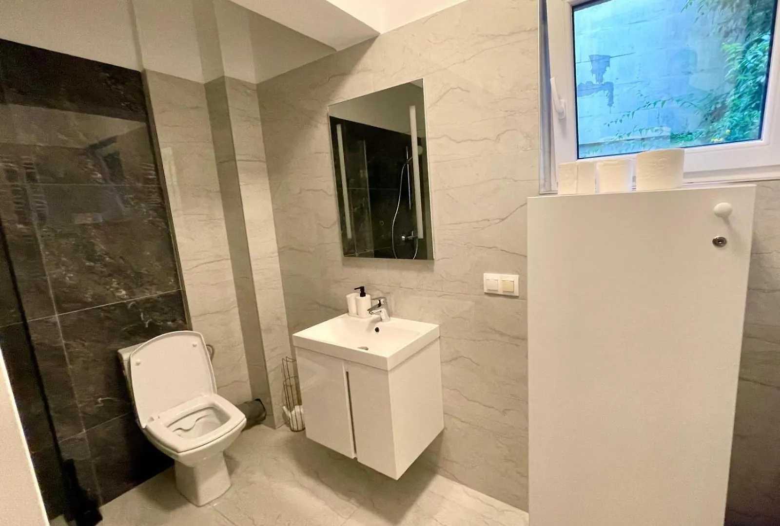 Raystudio1 Bucharest Apartment
